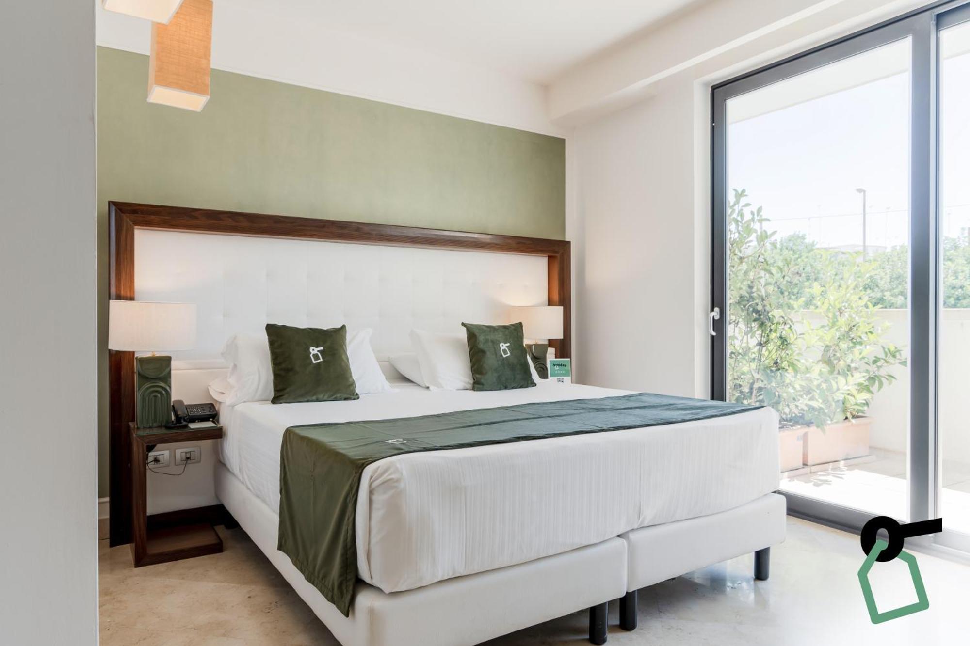 Hotiday Room Collection - โอตรันโต ภายนอก รูปภาพ