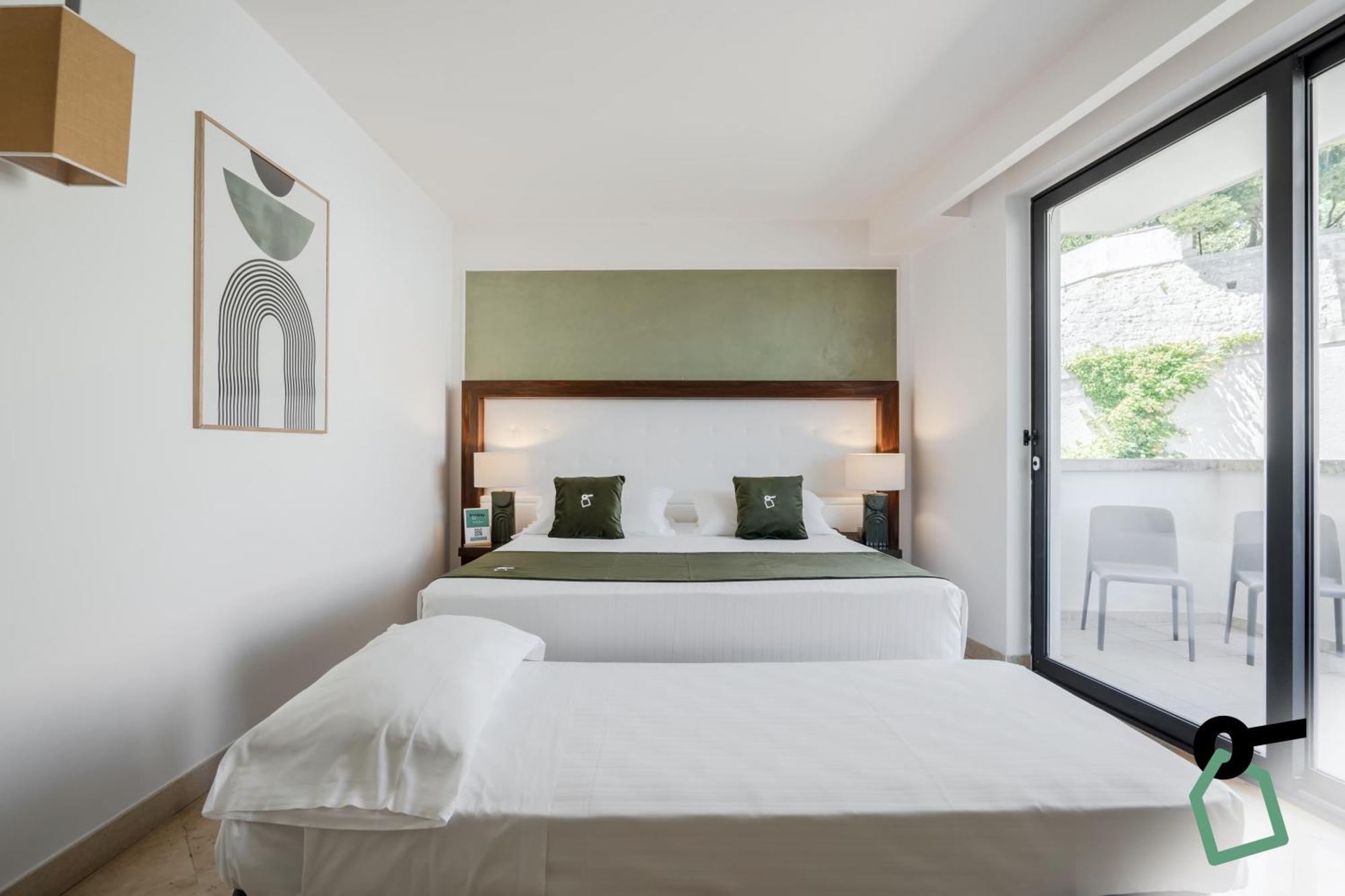 Hotiday Room Collection - โอตรันโต ภายนอก รูปภาพ