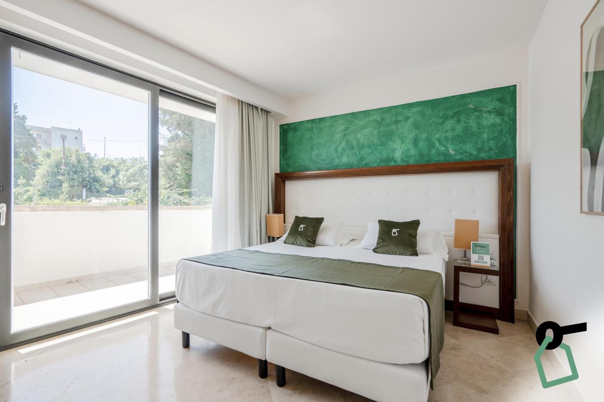 Hotiday Room Collection - โอตรันโต ภายนอก รูปภาพ